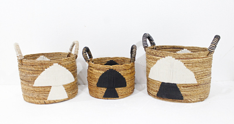 Set of 3 Banana Basket with Mushroom Accent