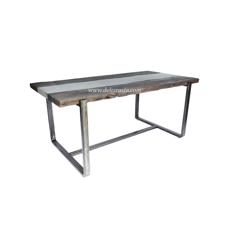 Industrial Reclaimed Wood and Metal Dining Table for Villa Hotel Home Restaurant Furniture